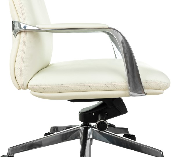 Кресло руководителя Бюрократ _VEGA 